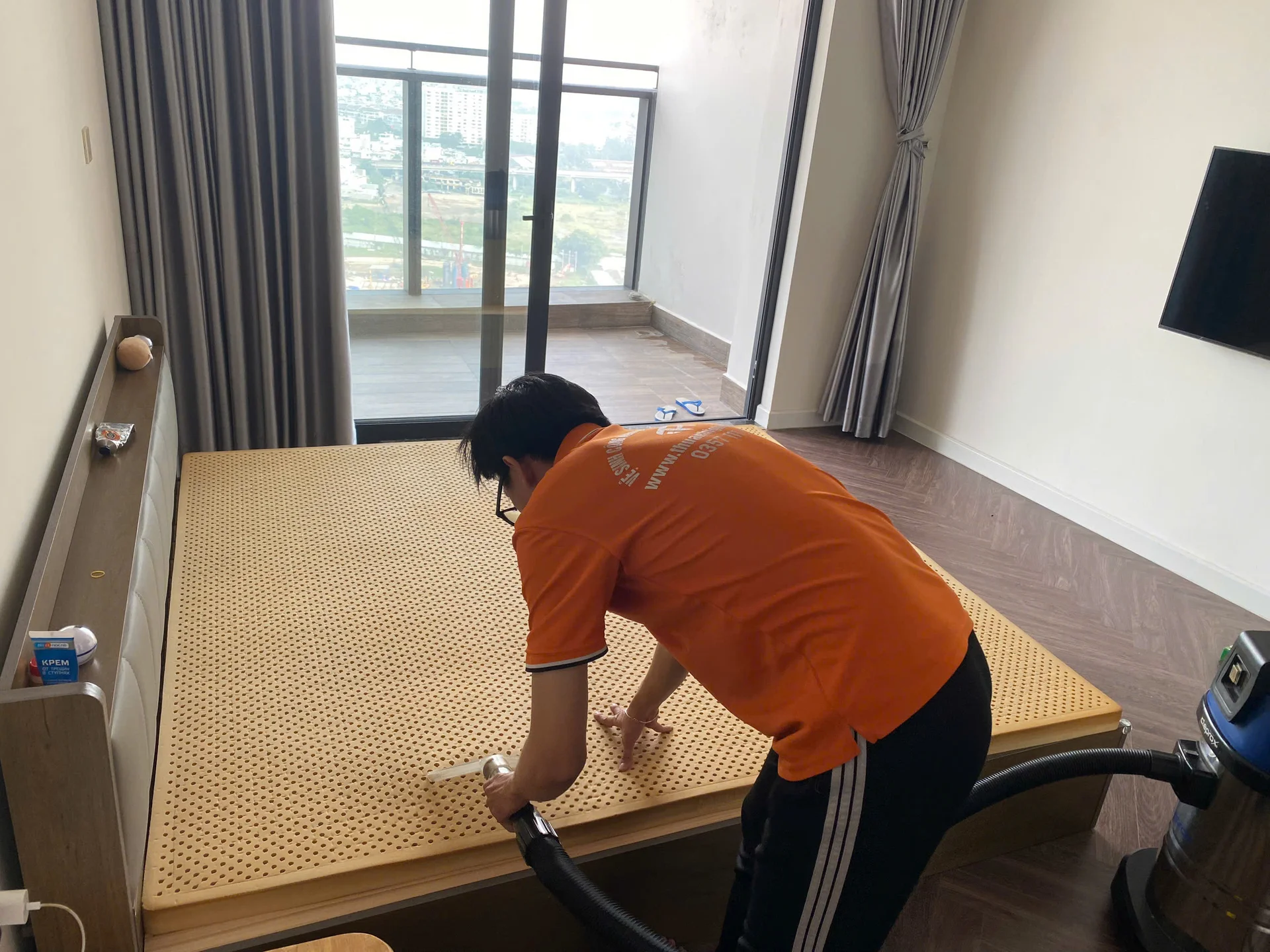 Nệm Cao Su Thiên Nhiên Có Giặt Được Không? Cách Vệ Sinh Không Làm Hỏng Nệm