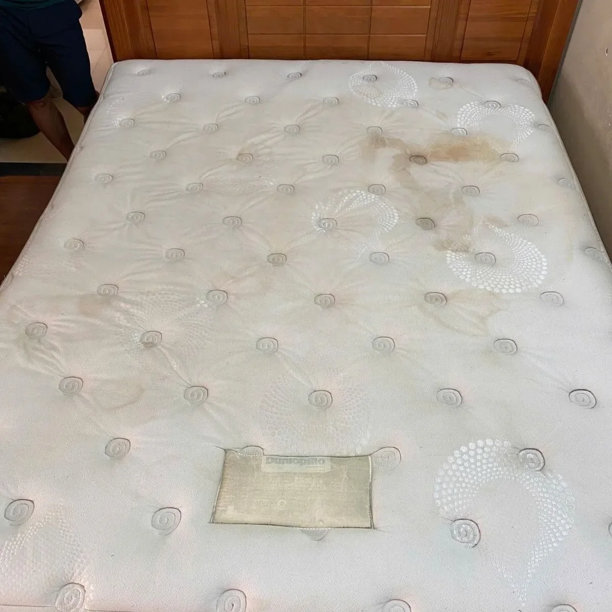 Trước khi vệ sinh 4